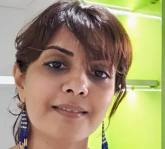 Dr. Jankhana Hakani